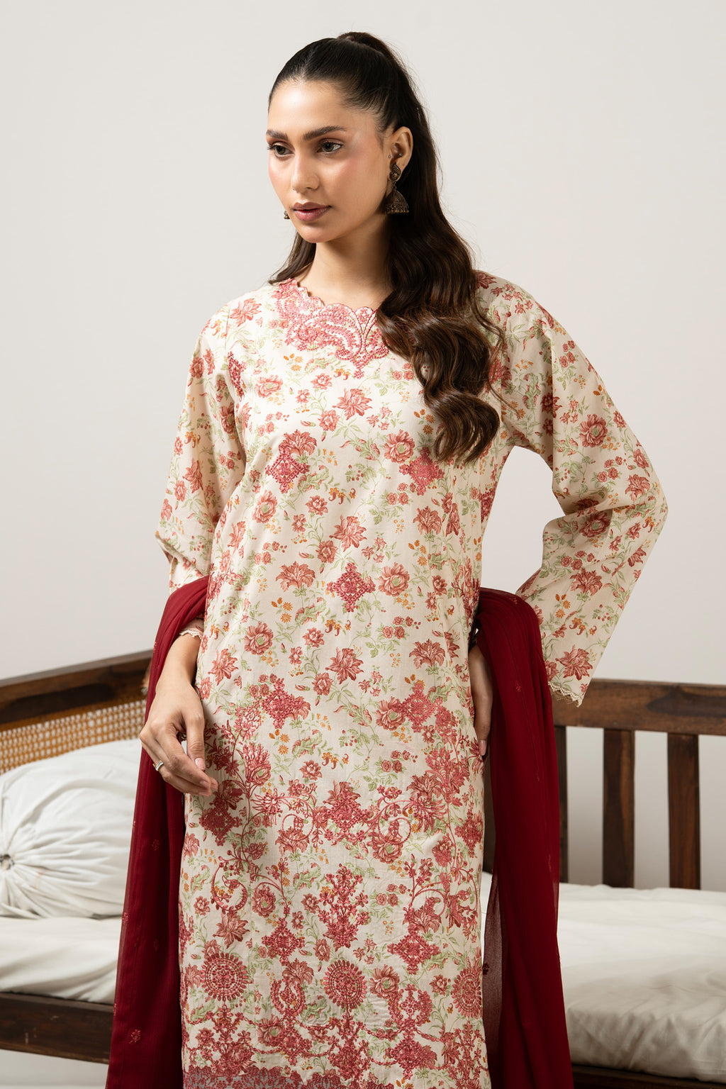 EMBROIDERED CAMBRIC UNSTITCHED 3 PIECE SUIT