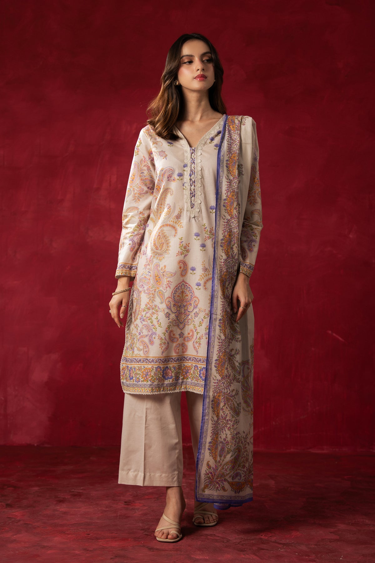 STITCHED 3 PIECE SUIT