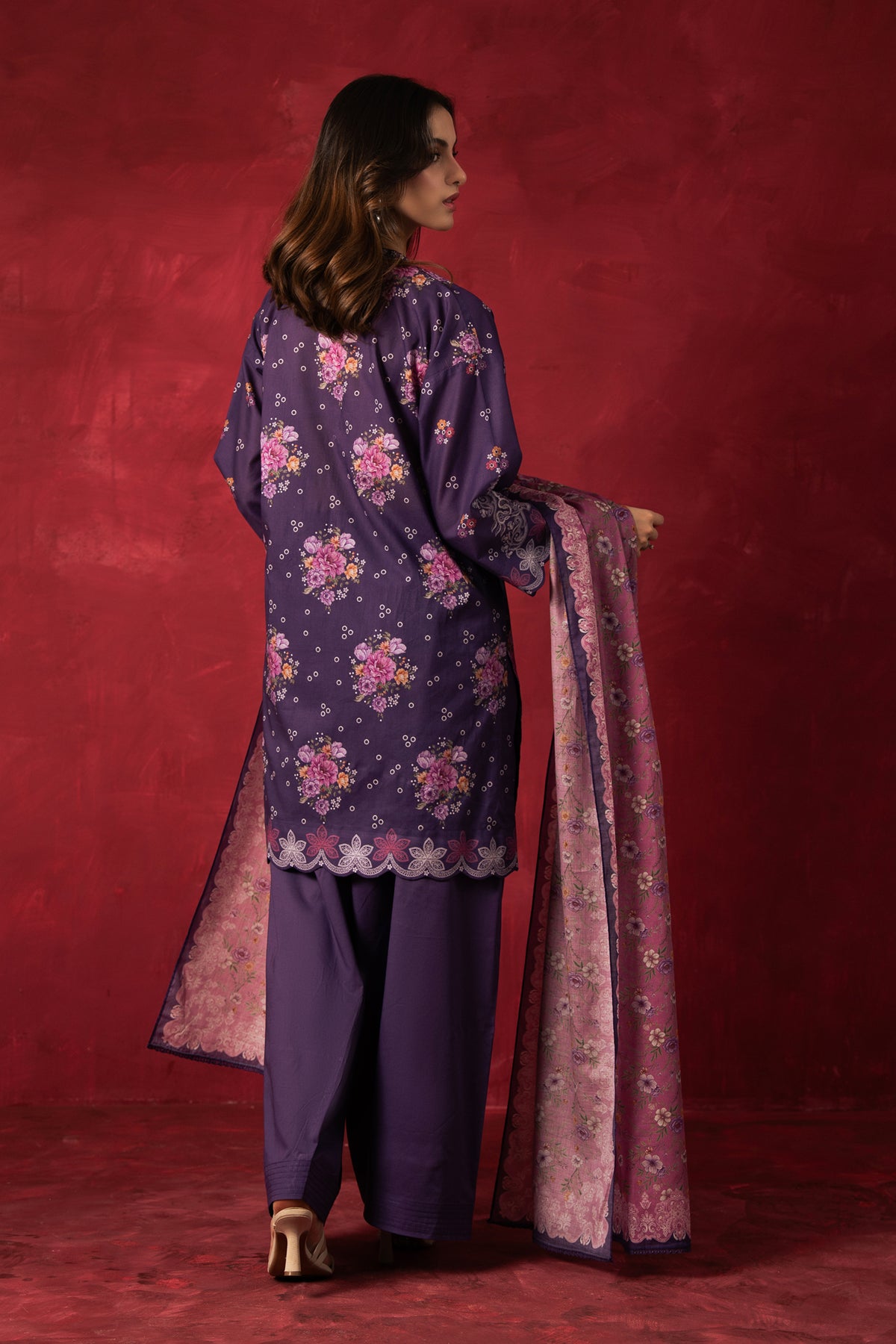 STITCHED 3 PIECE SUIT