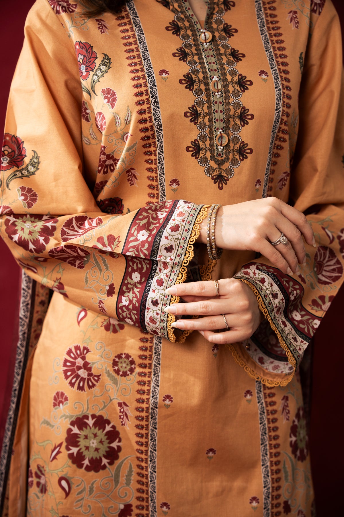 STITCHED 3 PIECE SUIT
