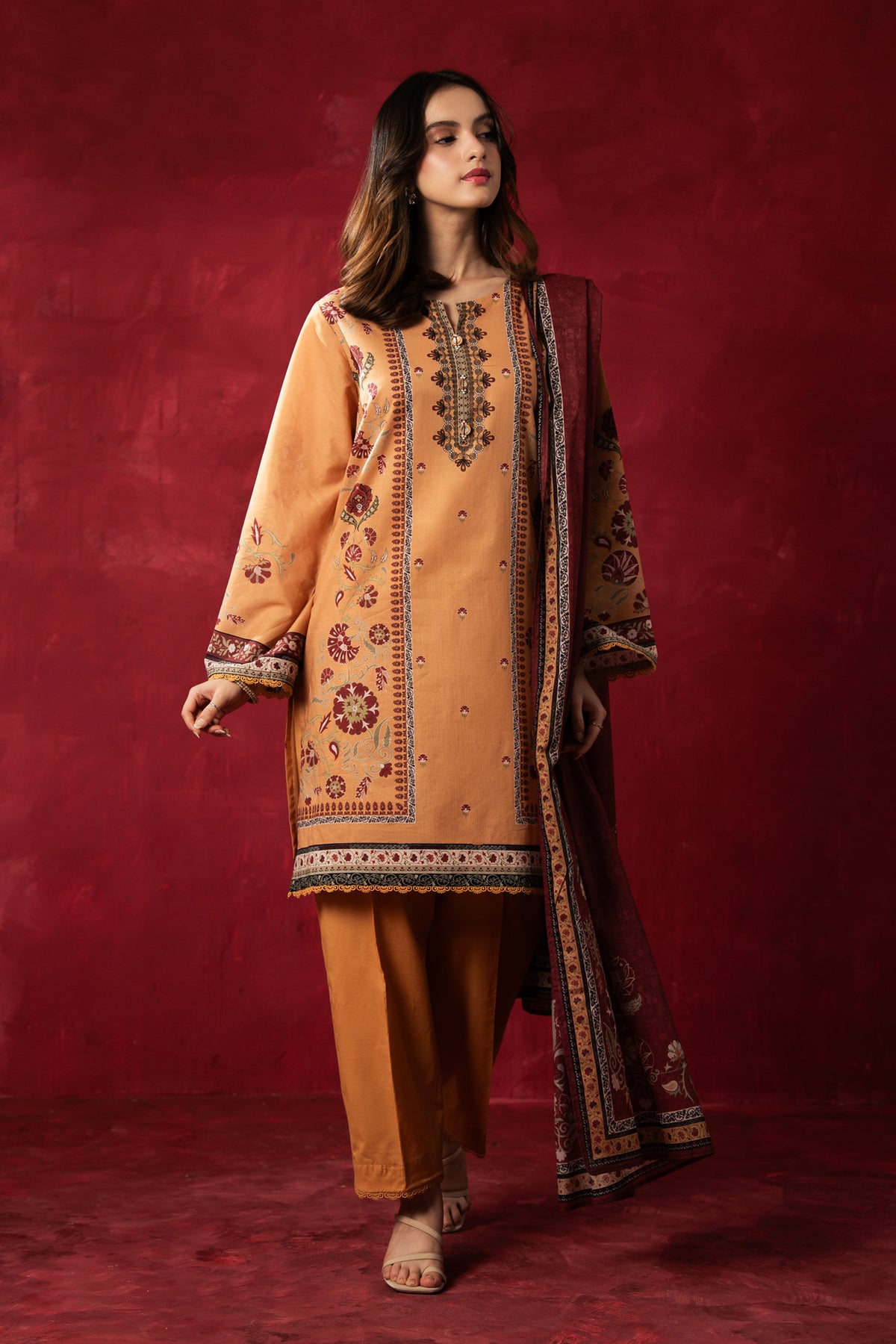 STITCHED 3 PIECE SUIT