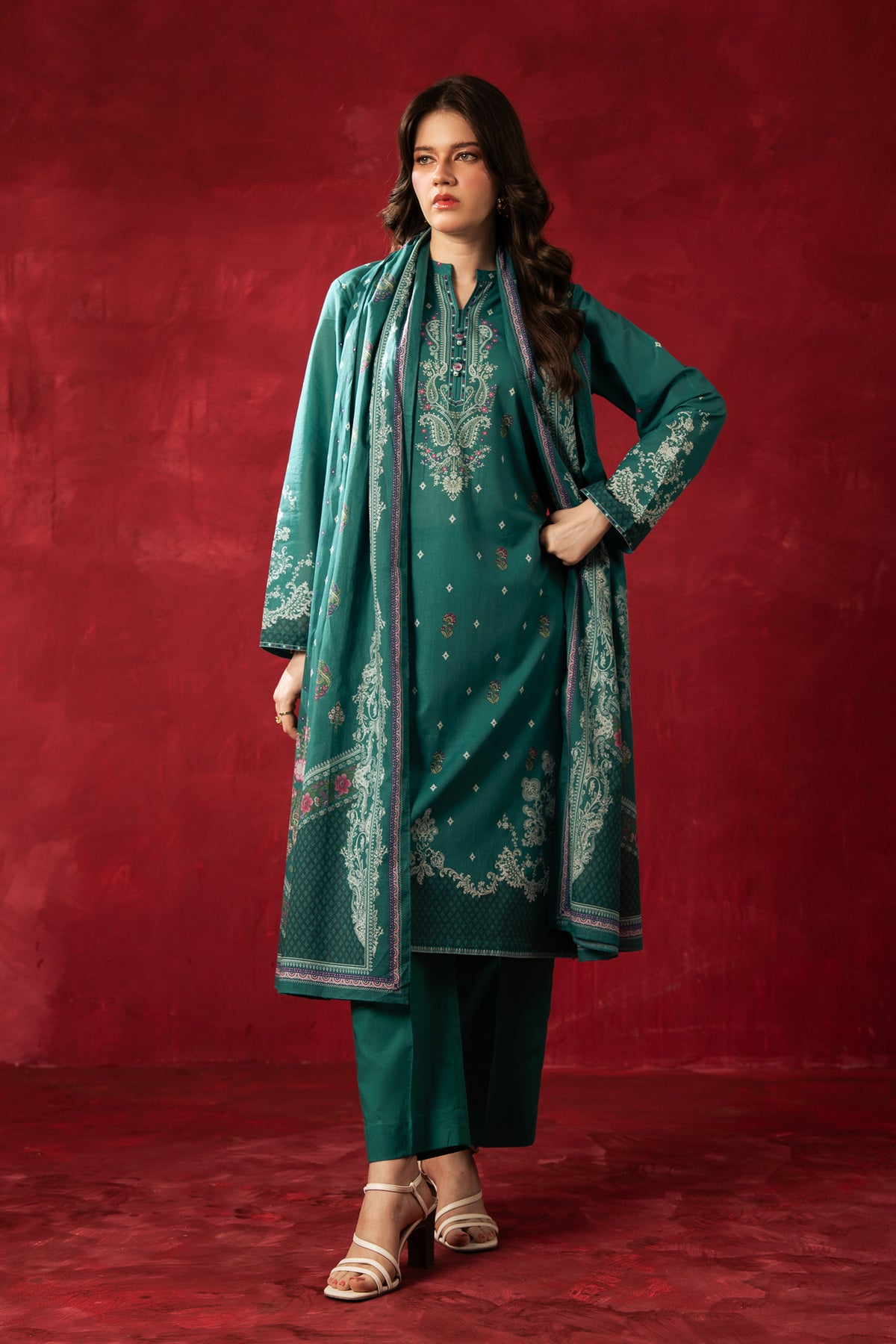 STITCHED 3 PIECE SUIT