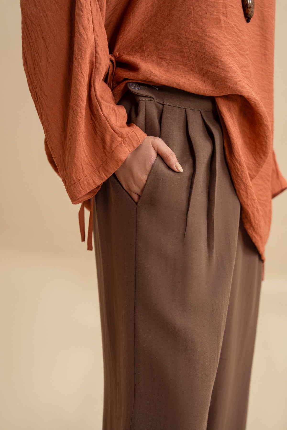 CREPE PANTS
