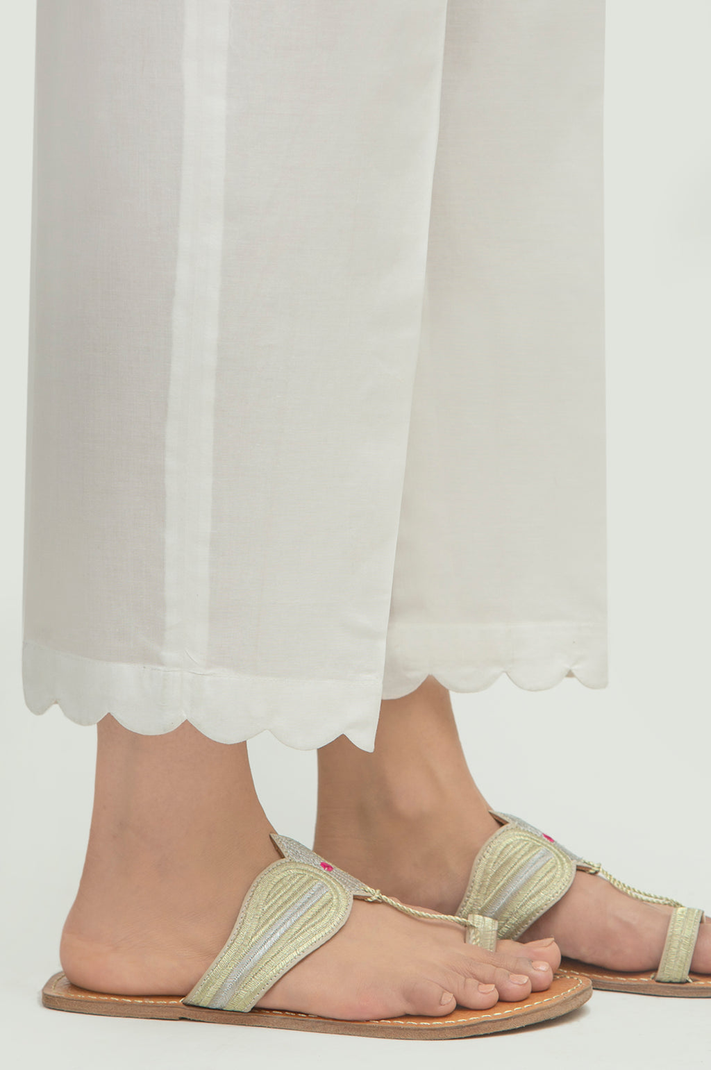 Stylized Cambric Straight Pant - Regular Fit