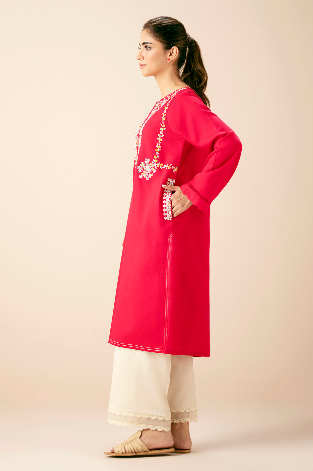 EMBROIDERED SHIRT