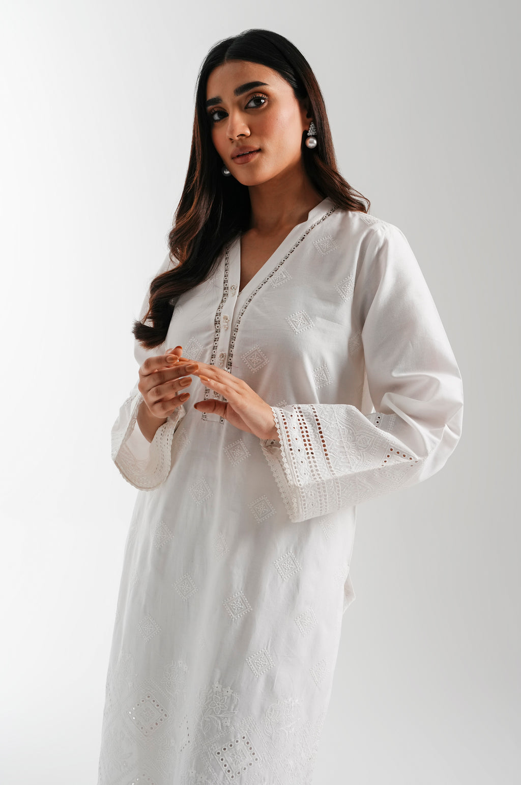 CHIKANKARI TOP