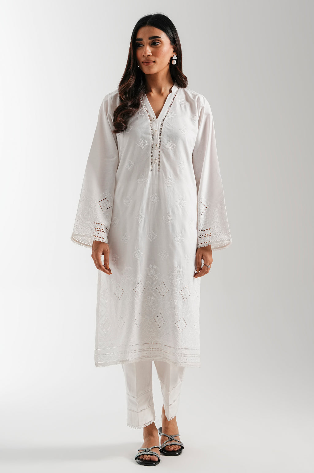 CHIKANKARI TOP