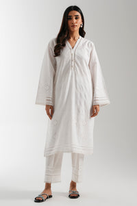 CHIKANKARI TOP