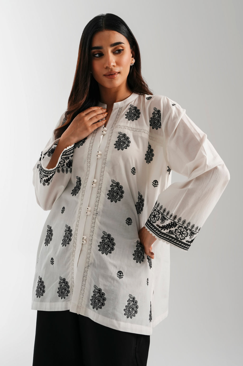 CHIKANKARI TOP