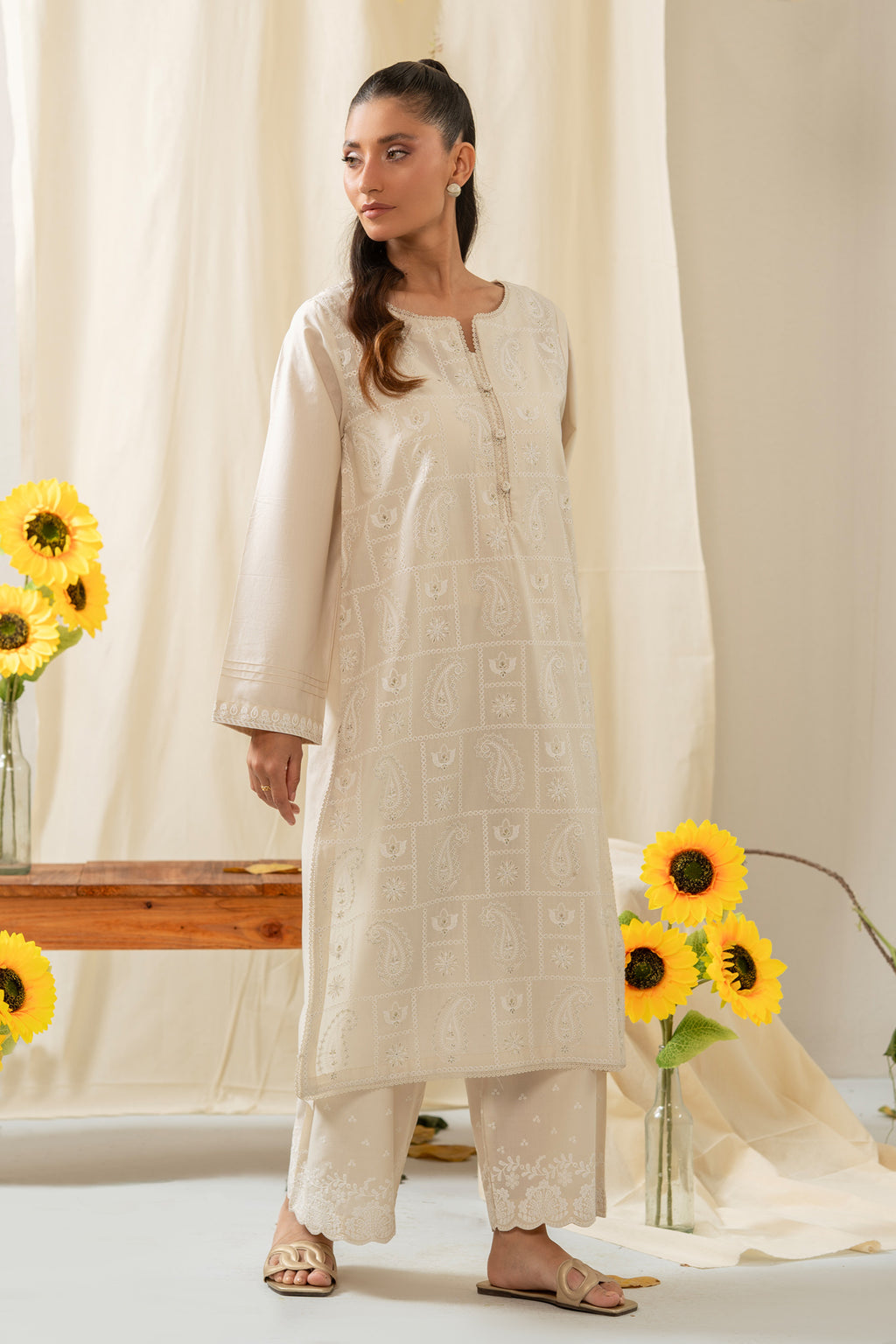 EMBROIDERED CHIKANKARI CAMBRIC STITCHED 1 PIECE SHIRT