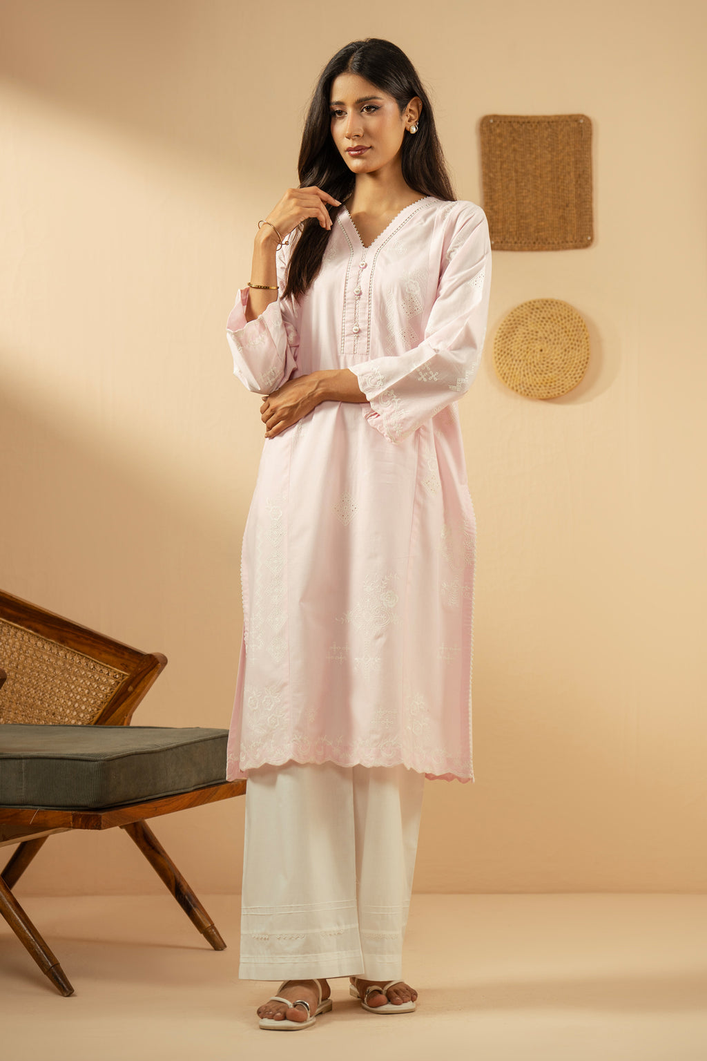 EMBROIDERED CAMBRIC CHIKANKARI STITCHED TOP