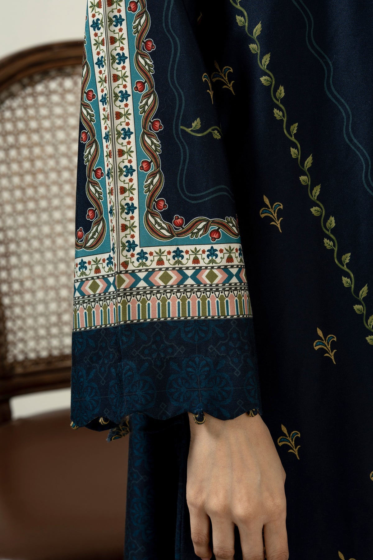 STITCHED KAFTAN