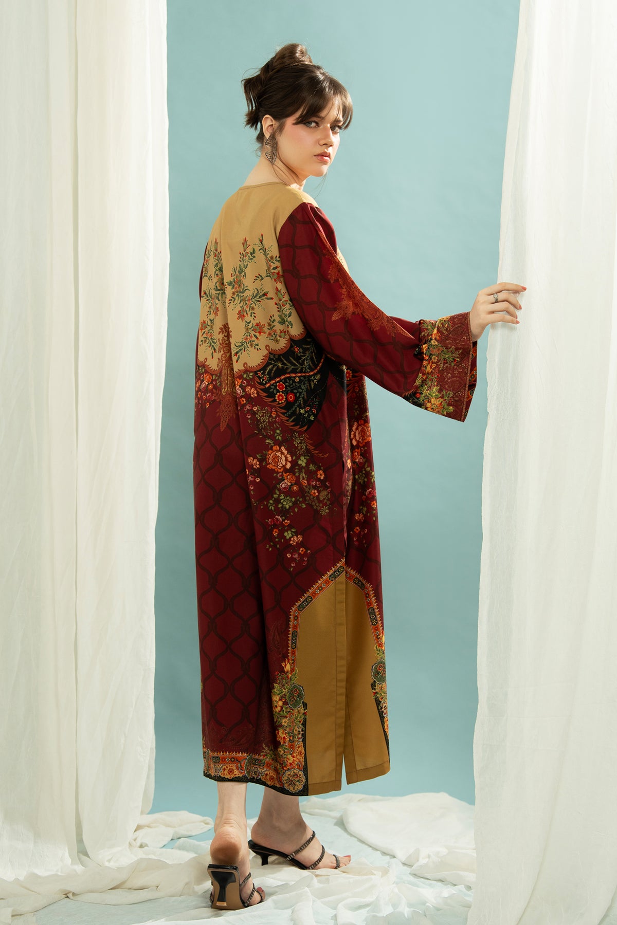 STITCHED KAFTAN