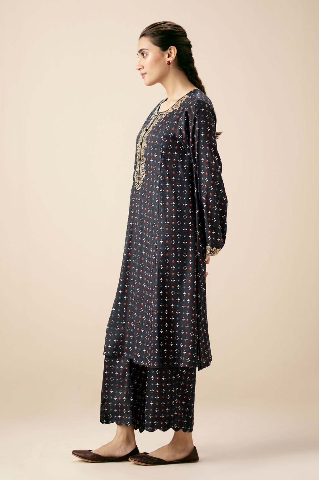 PRINTED SUIT