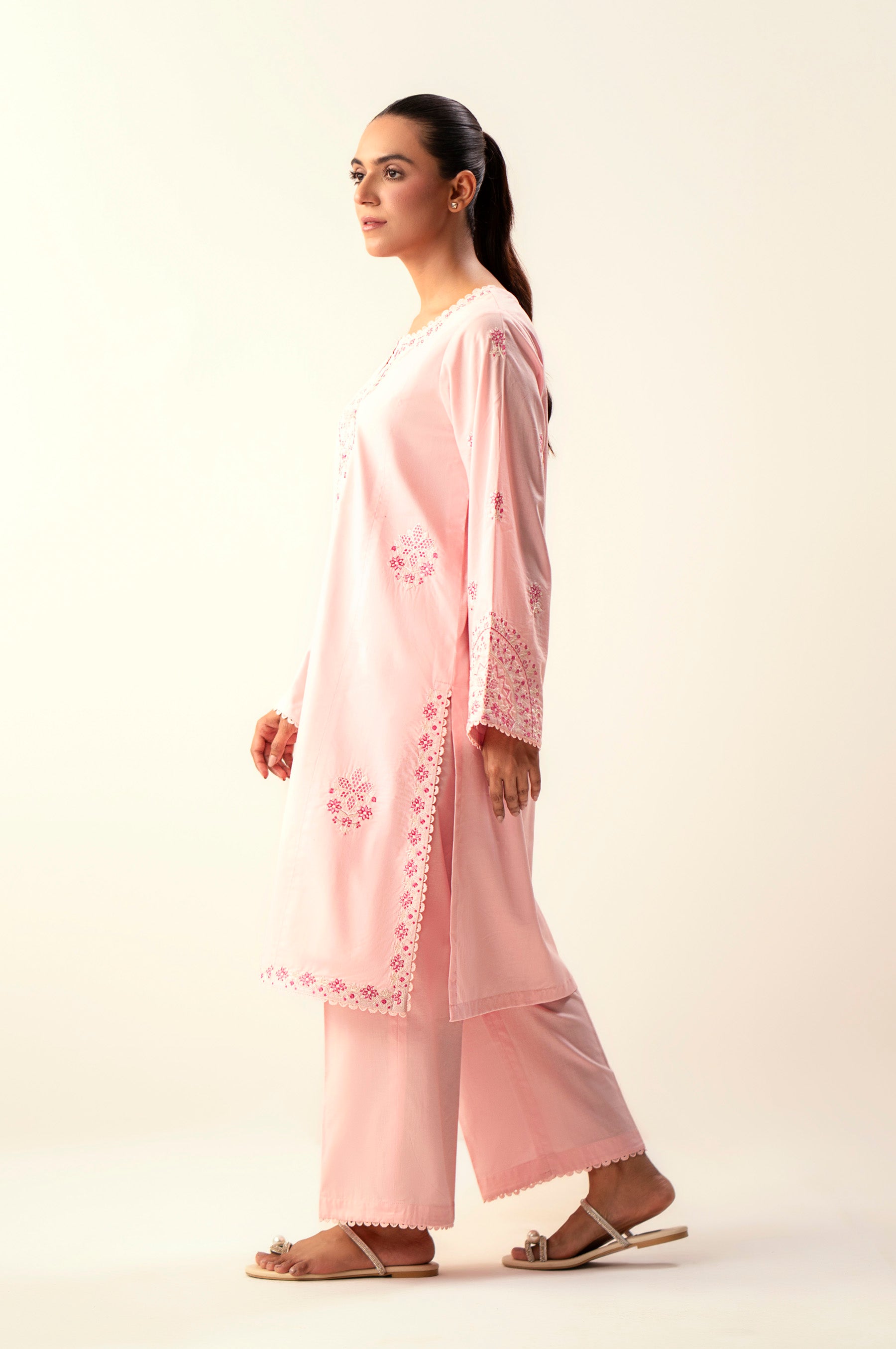EMBROIDERED SUIT