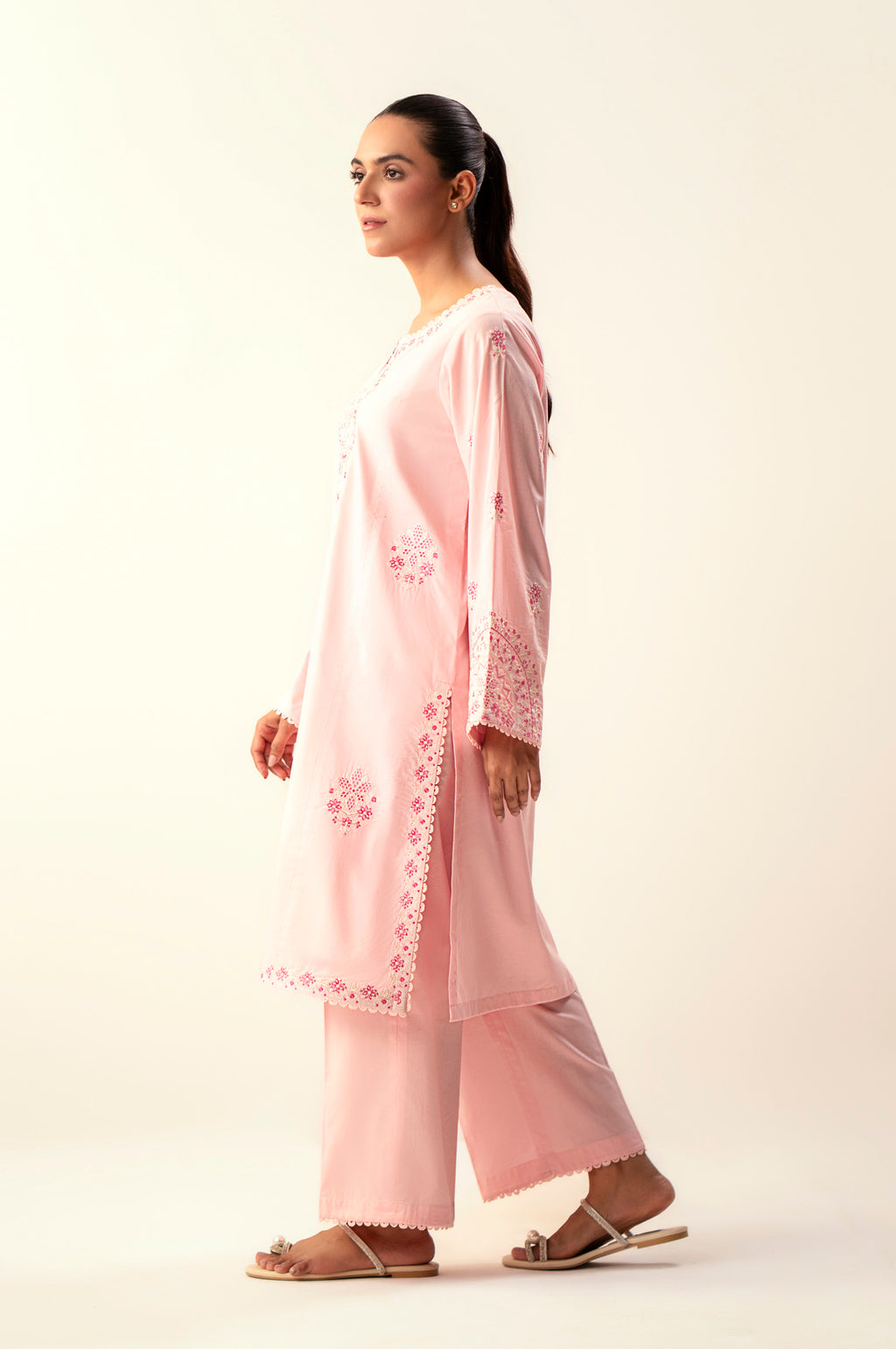 EMBROIDERED SUIT