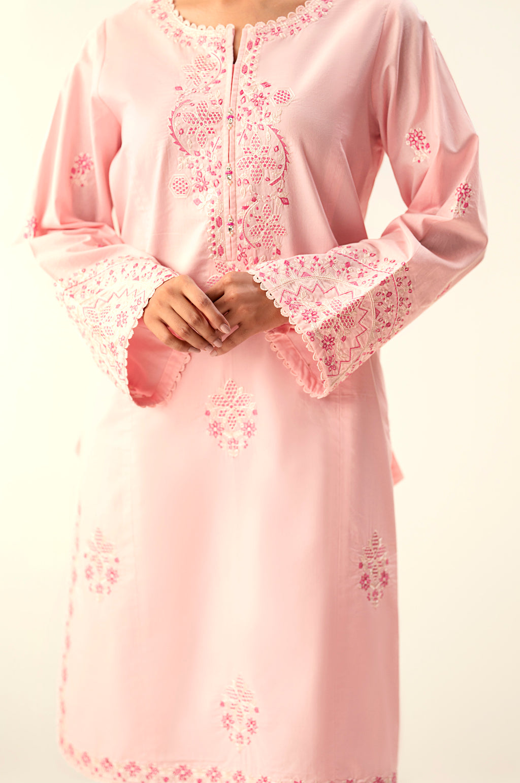 EMBROIDERED SUIT