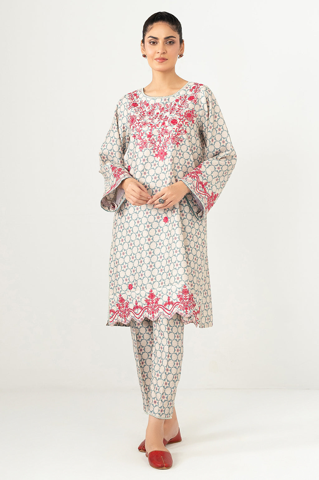 Stitched 2 Piece Embroidered Oak Silk Suit