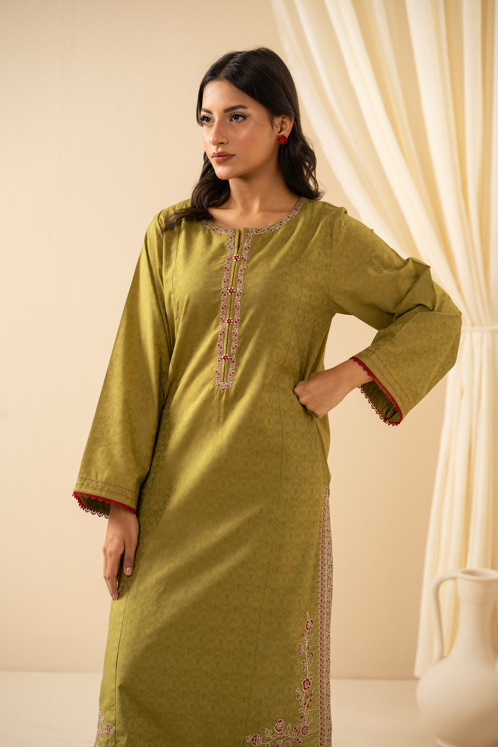 STITCHED EMBROIDERED JACQUARD SUIT