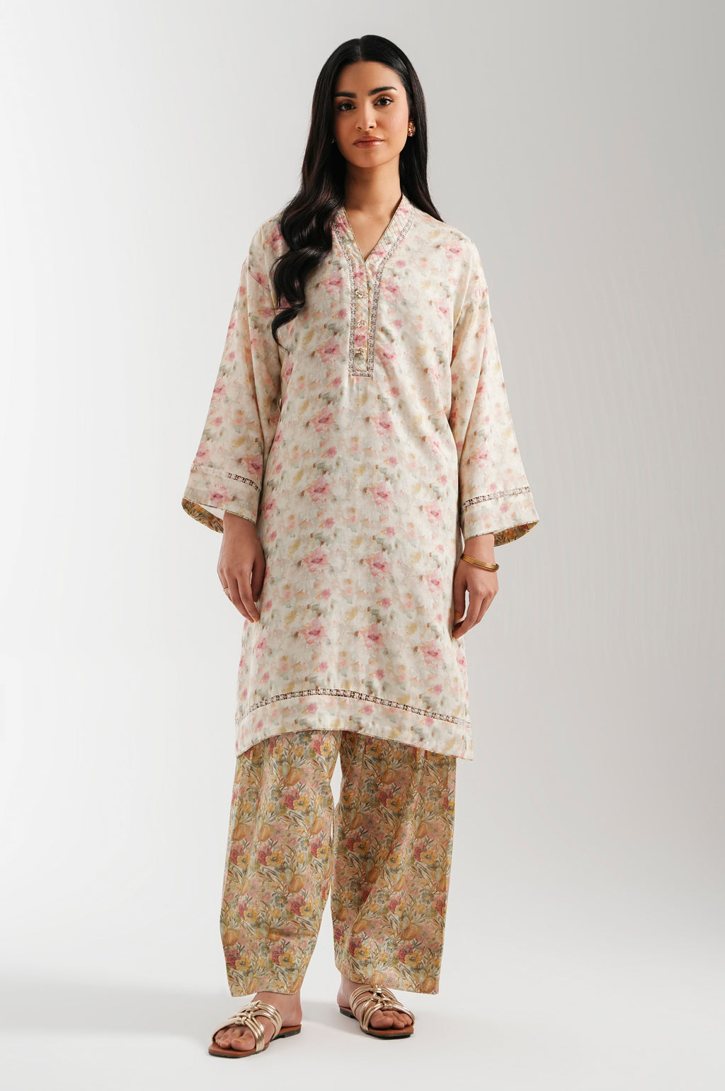 PRINTED SUIT