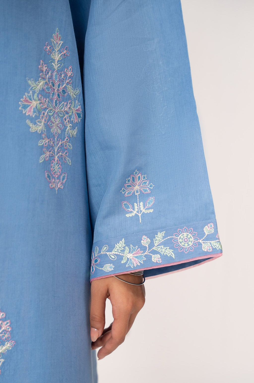 STITCHED EMBROIDERED SHIRT BOTTOM (FACTORY E-OUTLET)