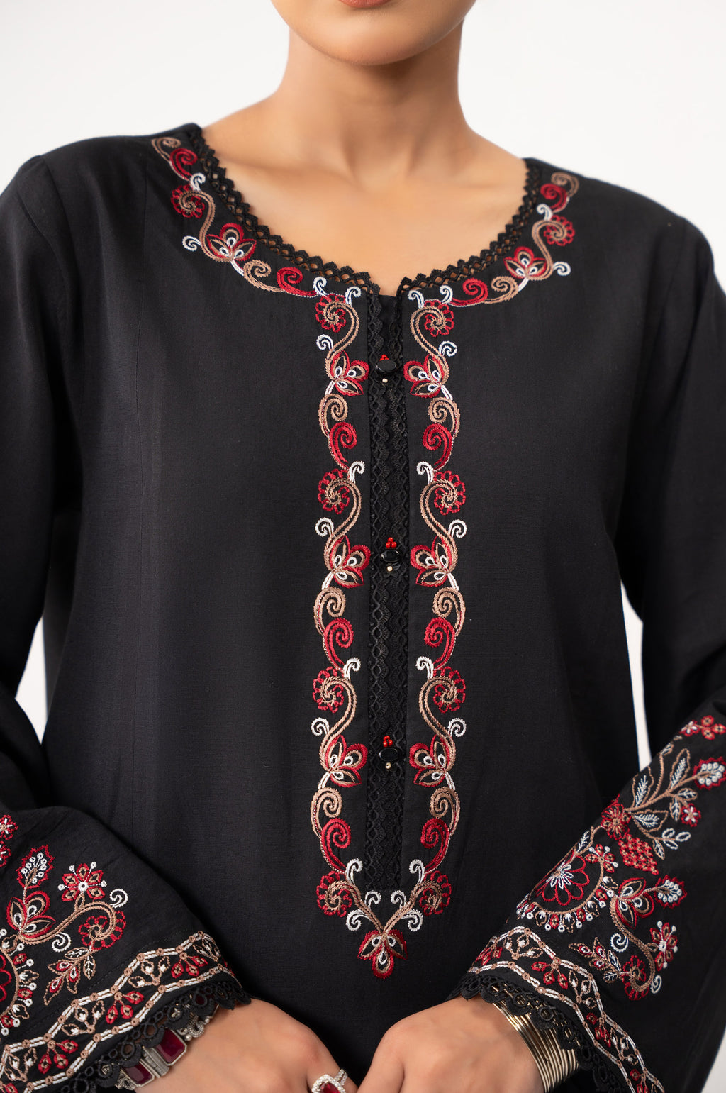 EMBROIDERED SUIT