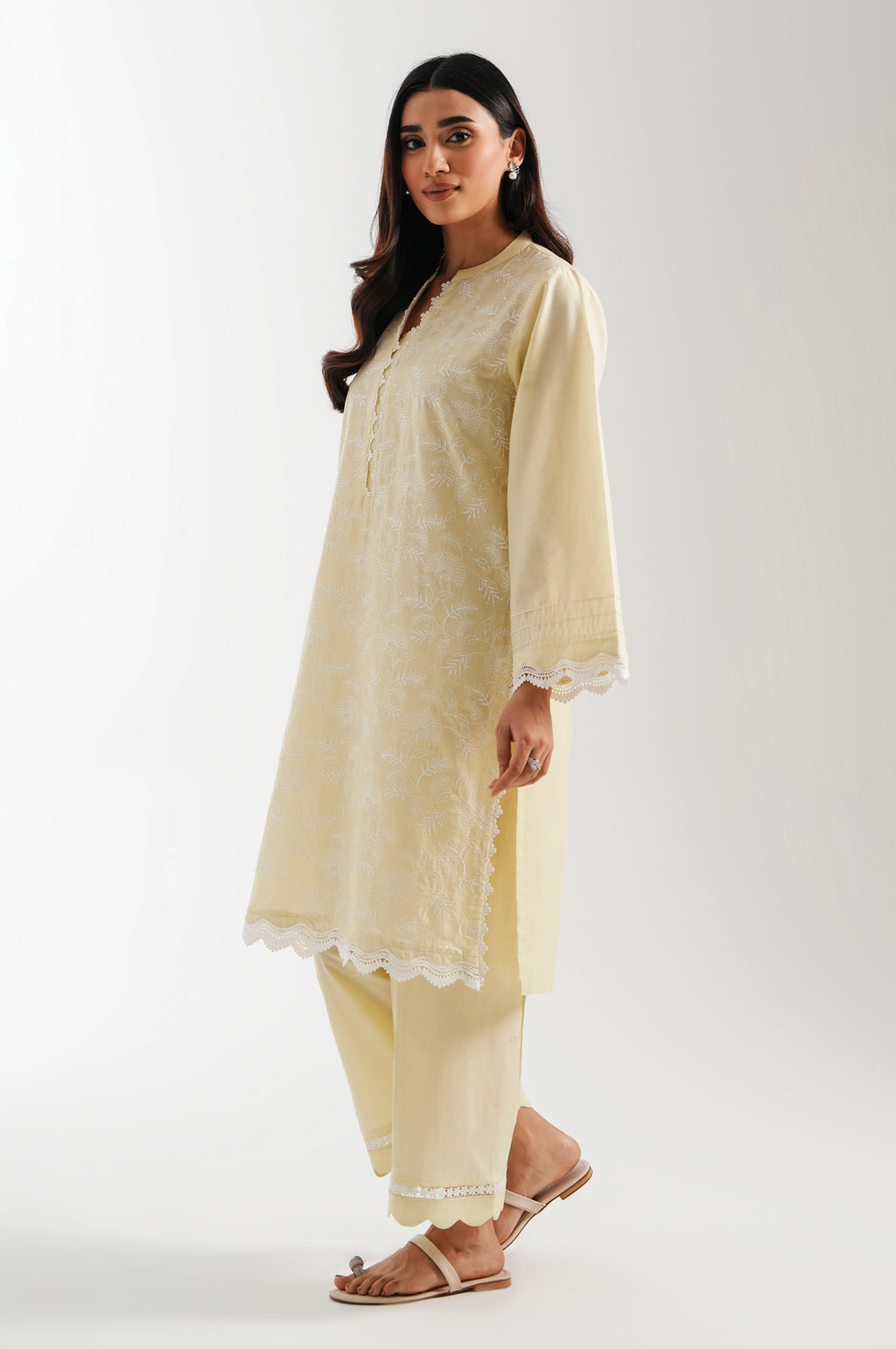 CHIKANKARI SUIT