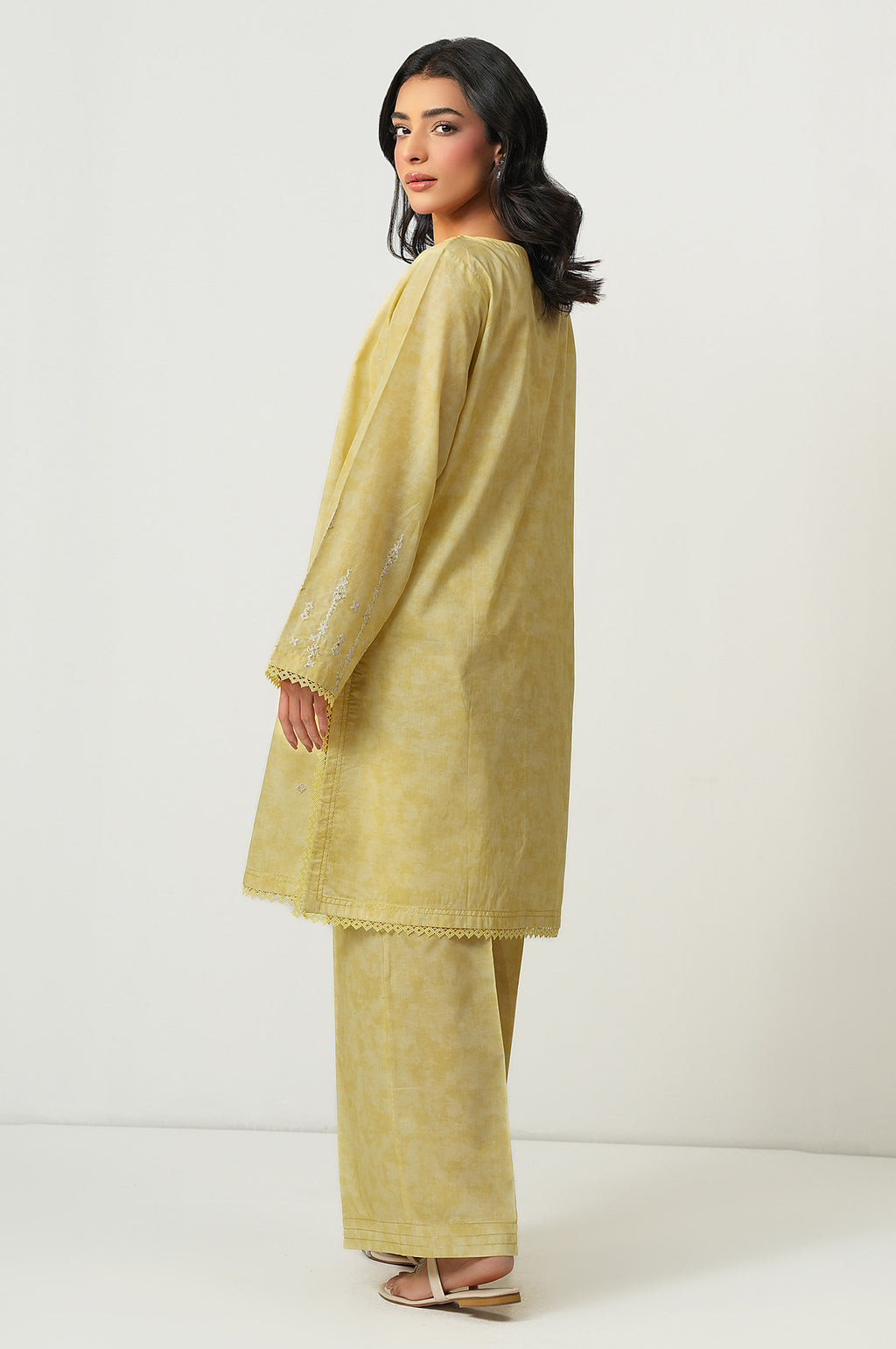 EMBROIDERED SUIT