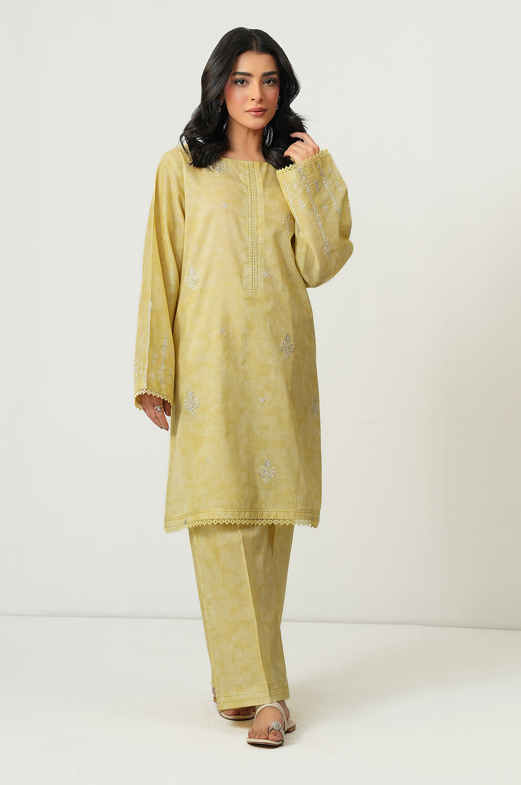 EMBROIDERED SUIT