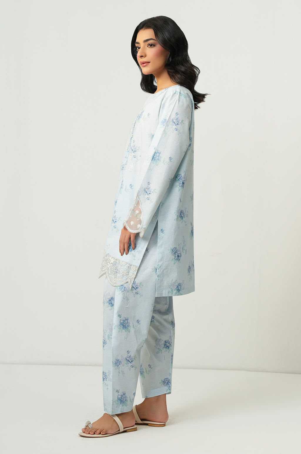 EMBROIDERED SUIT