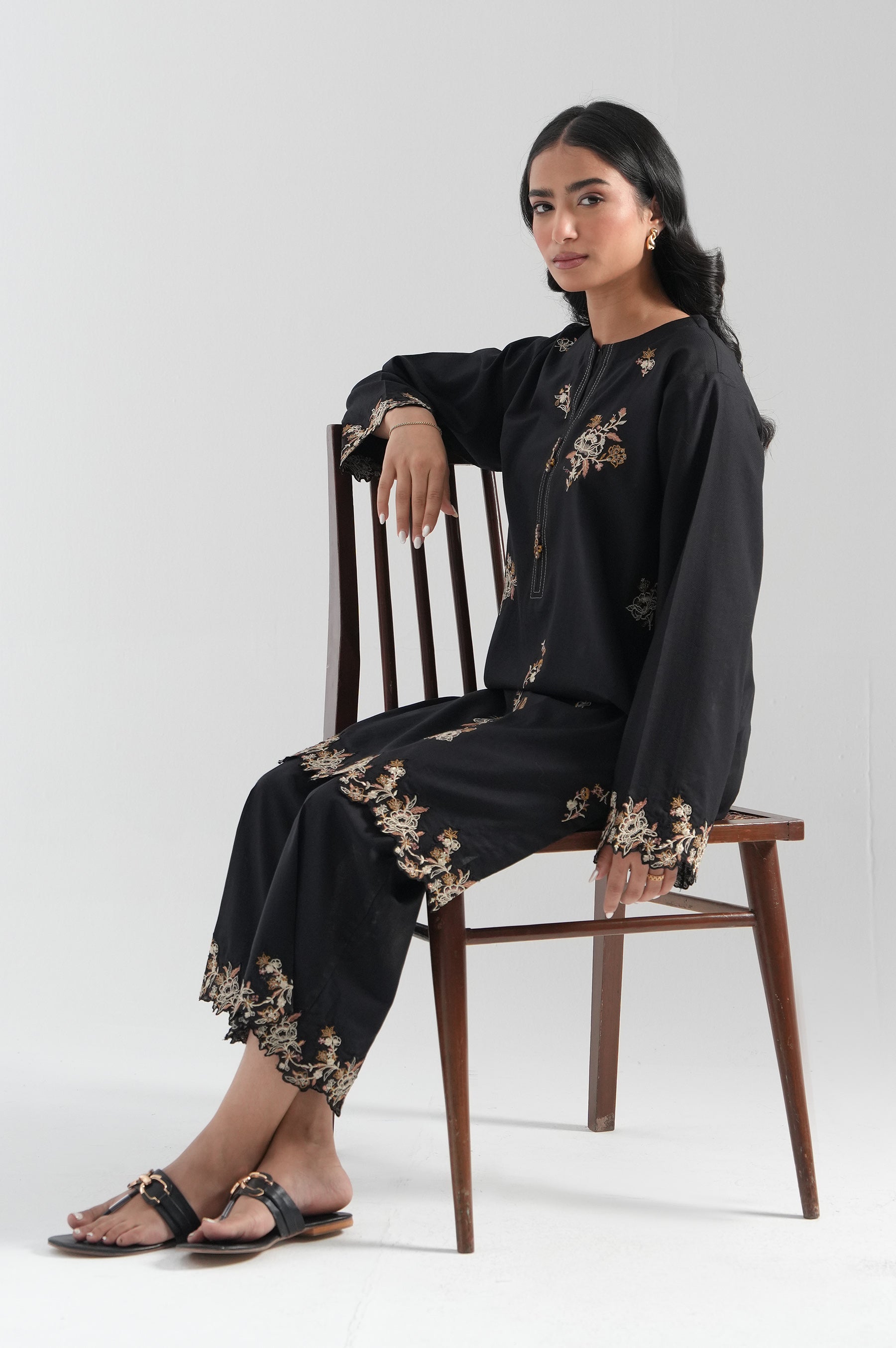 STITCHED EMBROIDERED HERRINGBONE SHIRT BOTTOM
