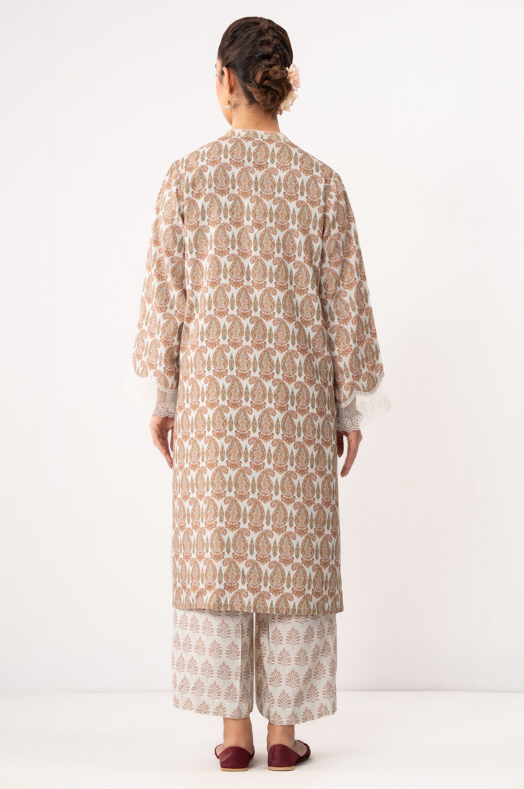 EMBROIDERED SUIT