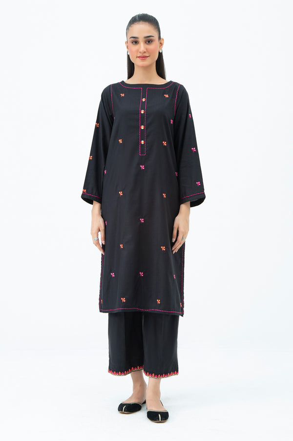 EMBROIDERED SUIT