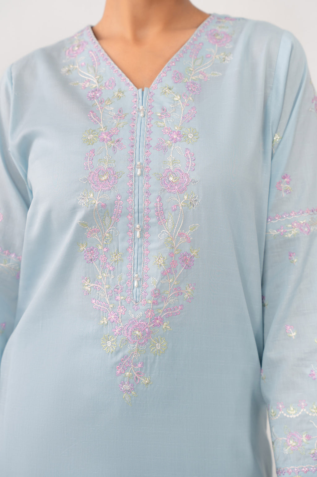 EMBROIDERED SUIT