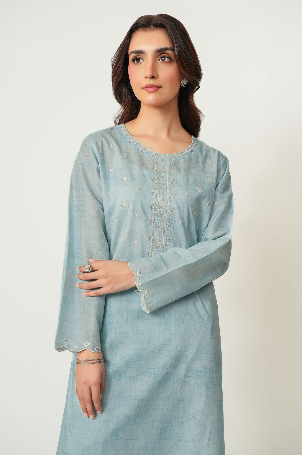 EMBROIDERED SUIT