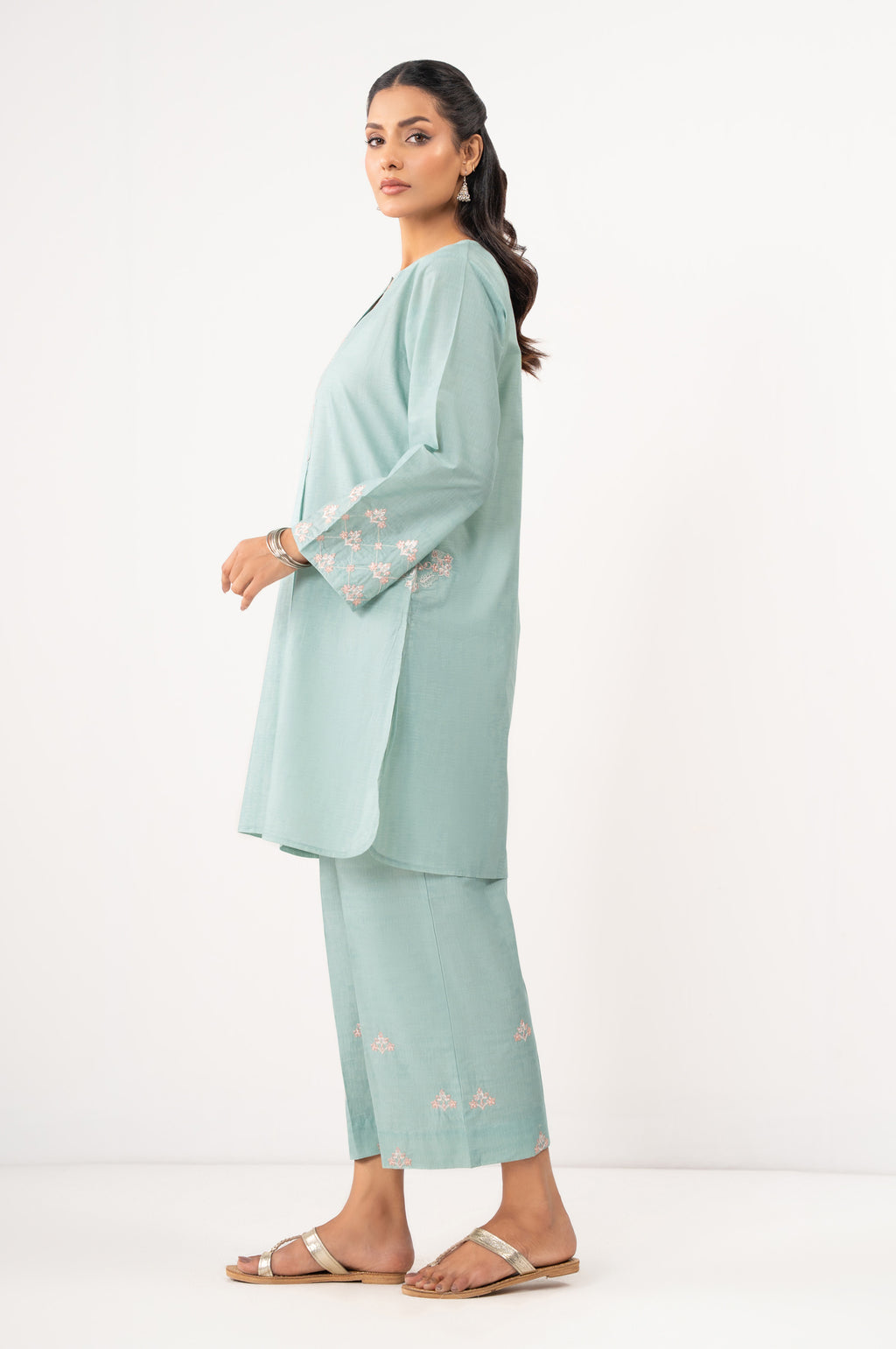 EMBROIDERED SUIT