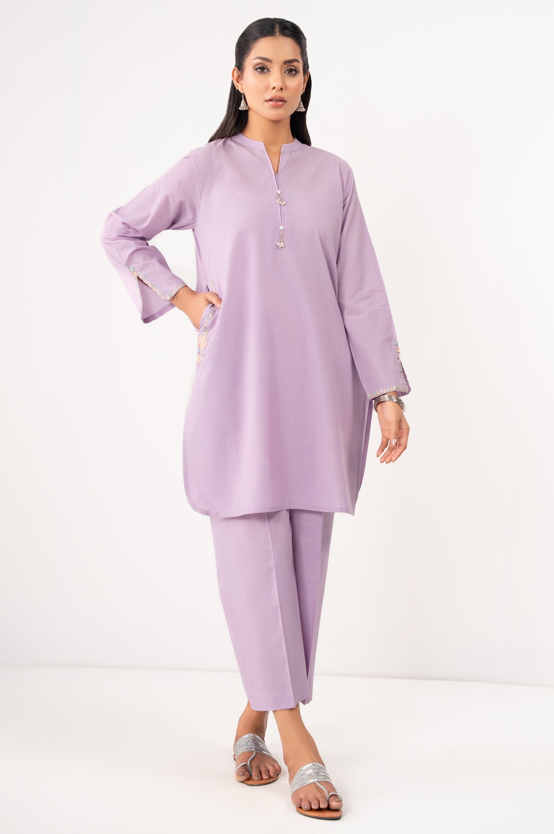 STITCHED EMBROIDERED SLUB LAWN SHIRT BOTTOM