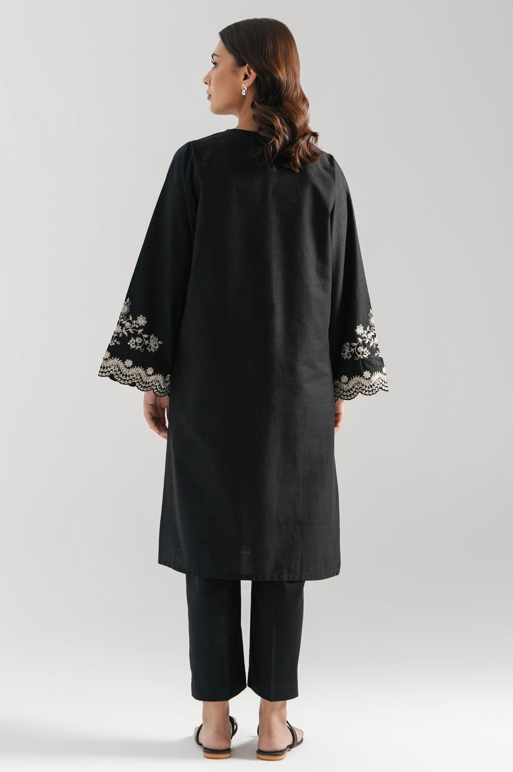 EMBROIDERED SUIT
