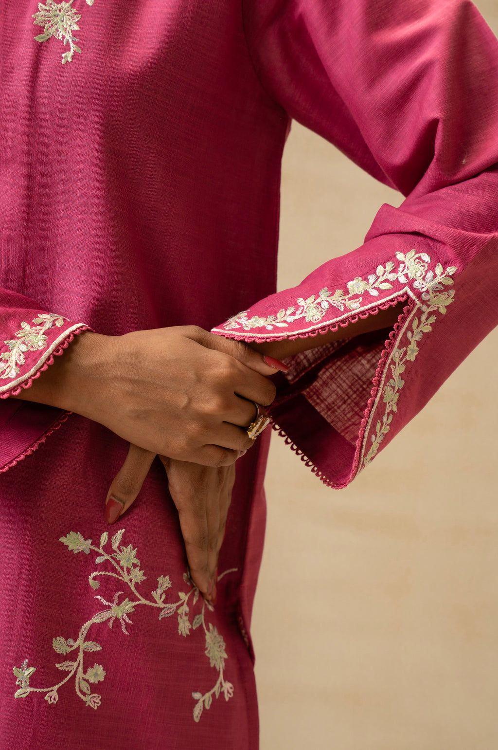 STITCHED EMBROIDERED SUIT