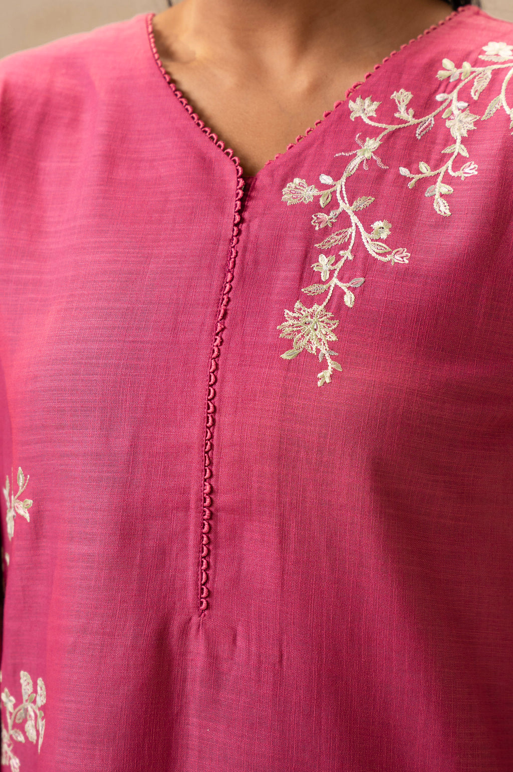 STITCHED EMBROIDERED SUIT