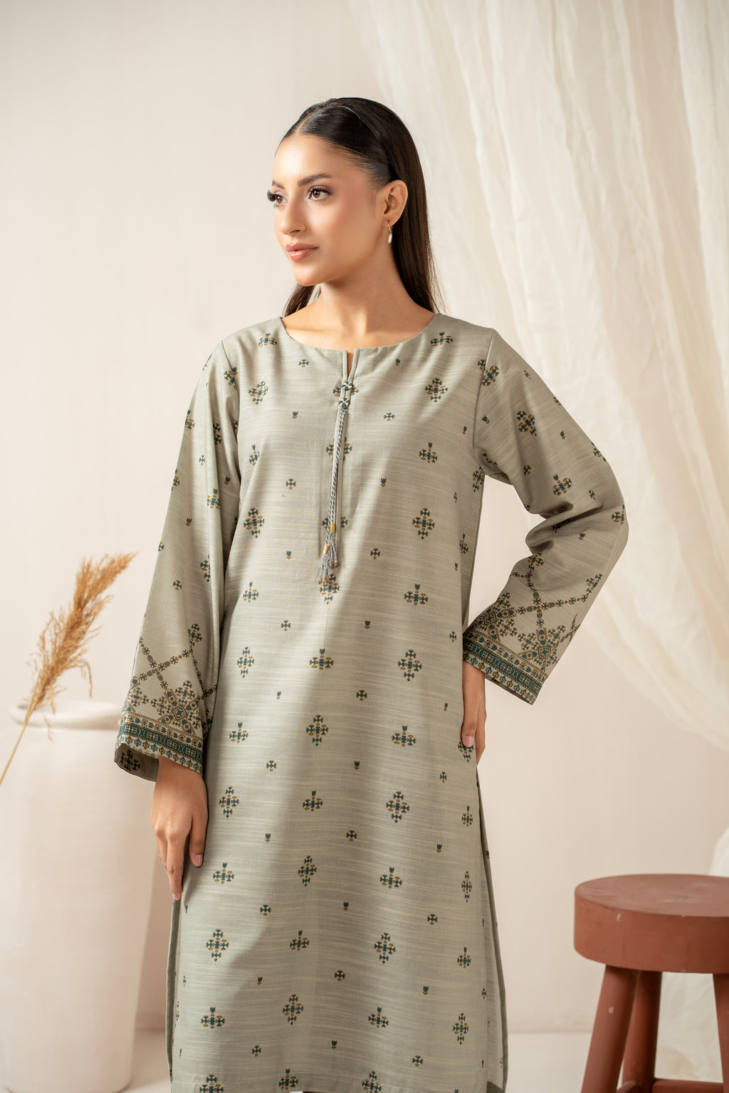 STITCHED PRINTED SHIRT BOTTOM