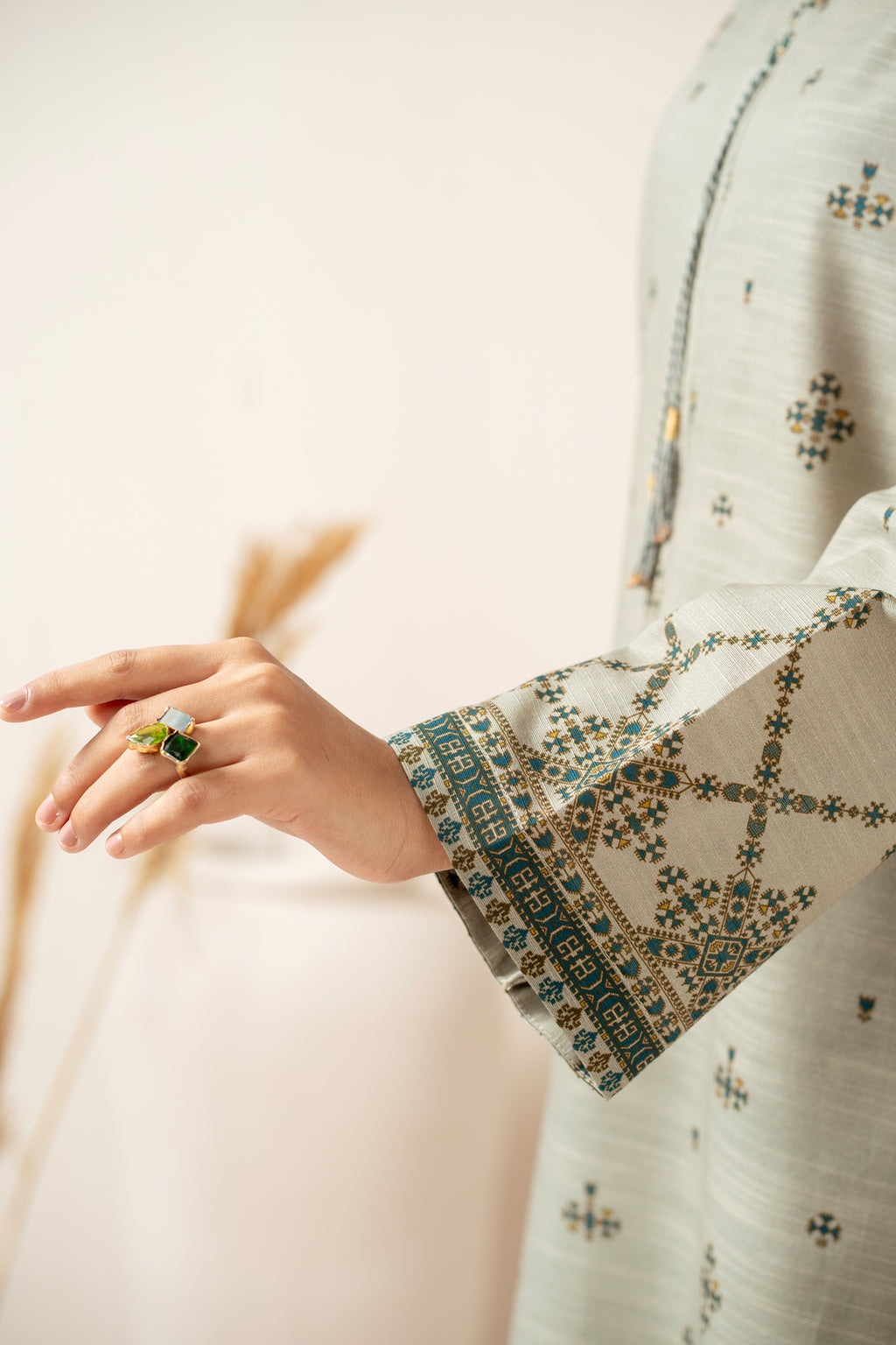 STITCHED PRINTED SHIRT BOTTOM