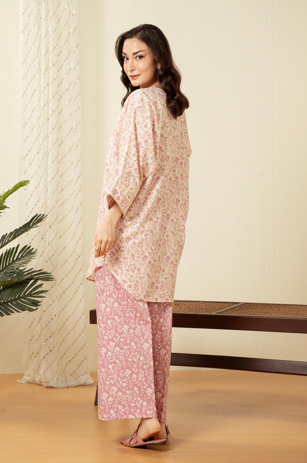 STITCHED PRINTED SUIT