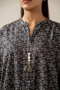 STITCHED PRINTED SHIRT BOTTOM