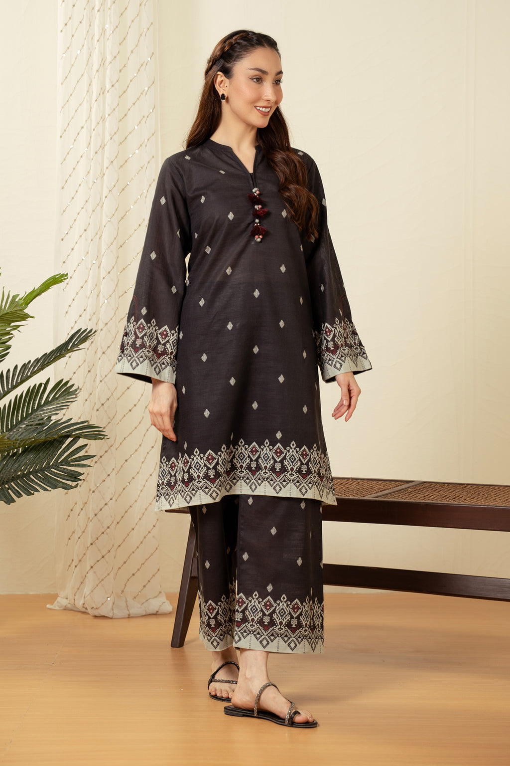 STITCHED PRINTED SUIT