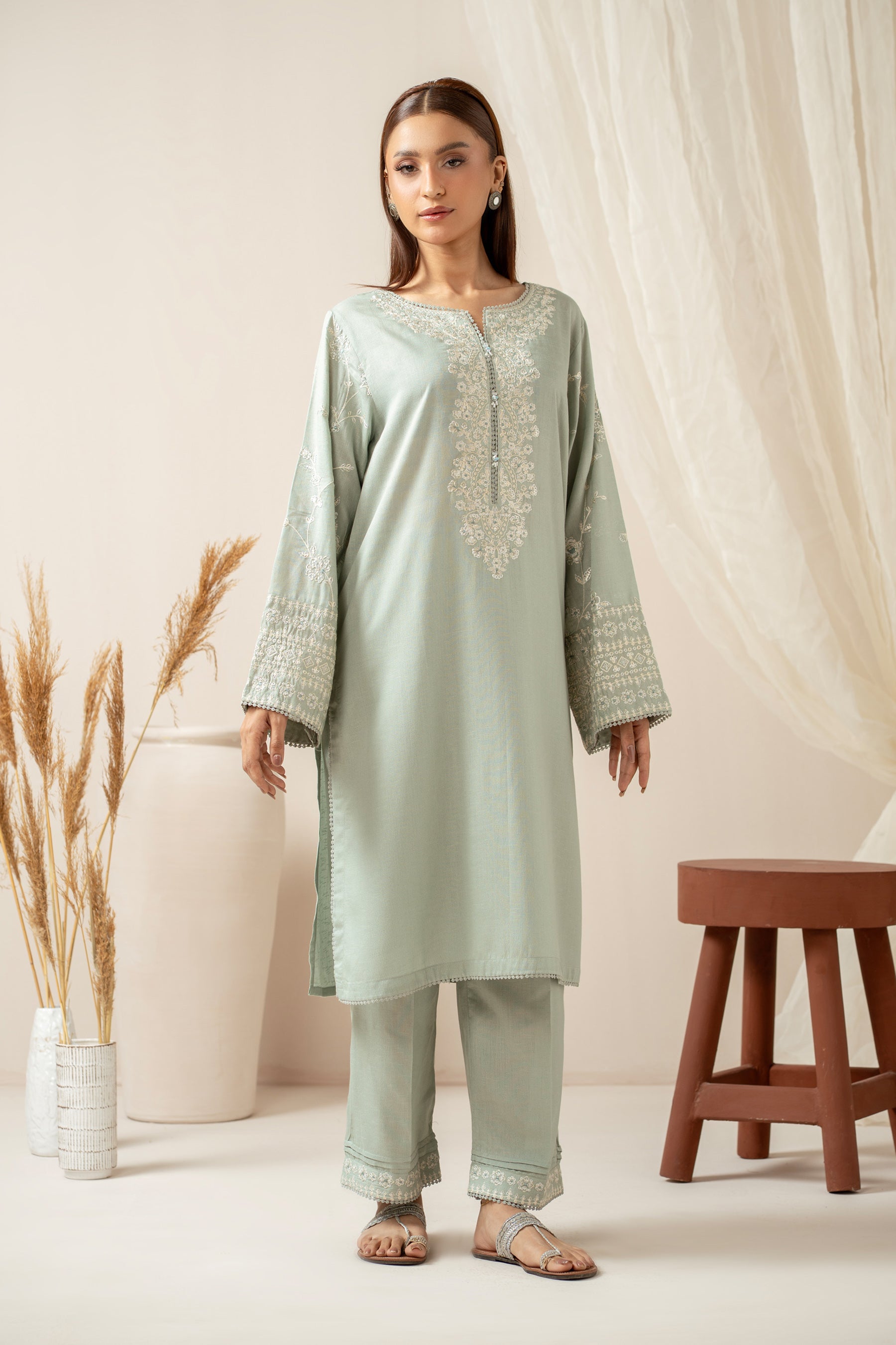 STITCHED EMBROIDERED SHIRT BOTTOM (FACTORY E-OUTLET)