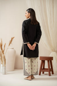 STITCHED EMBROIDERED SHIRT BOTTOM