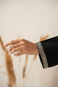 STITCHED EMBROIDERED SHIRT BOTTOM