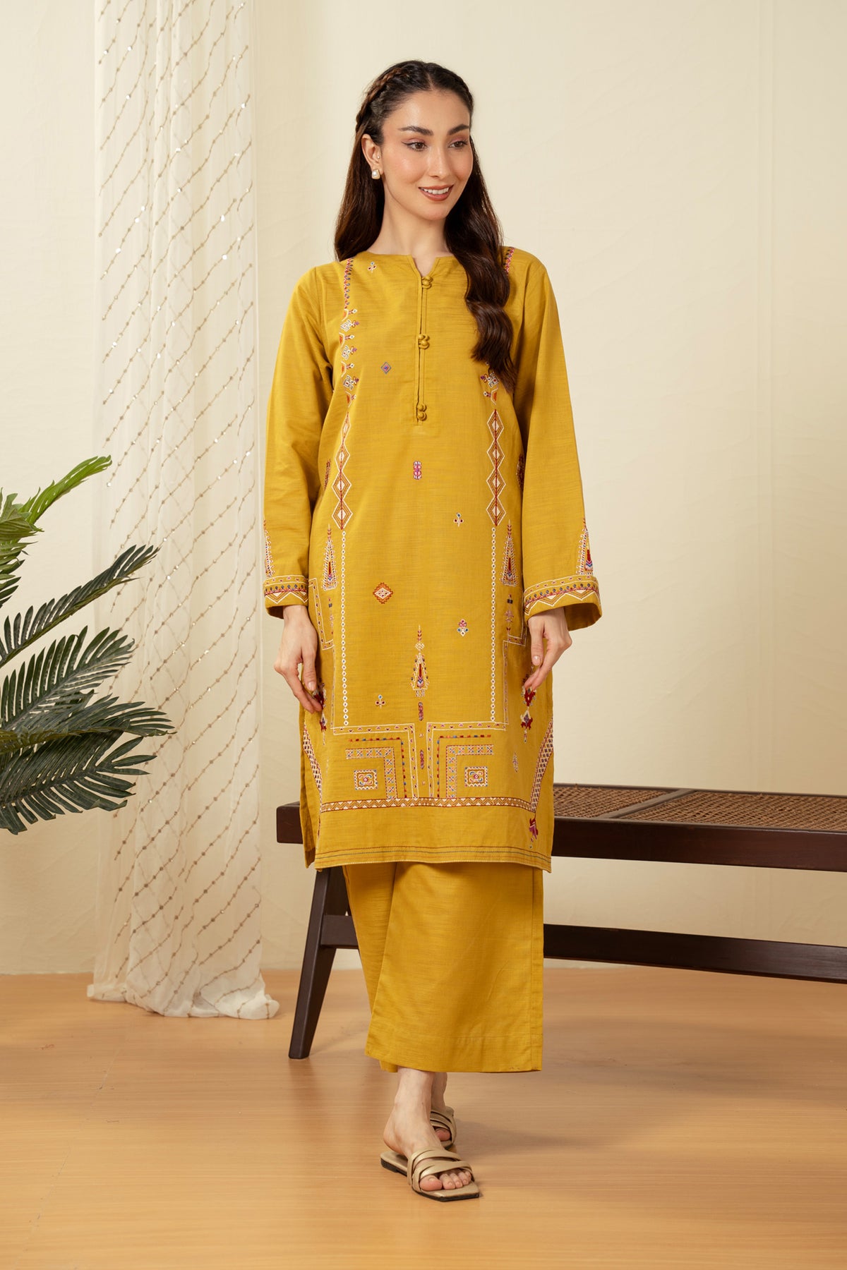 EMBROIDERED KHADDAR STITCHED 2 PIECE SUIT