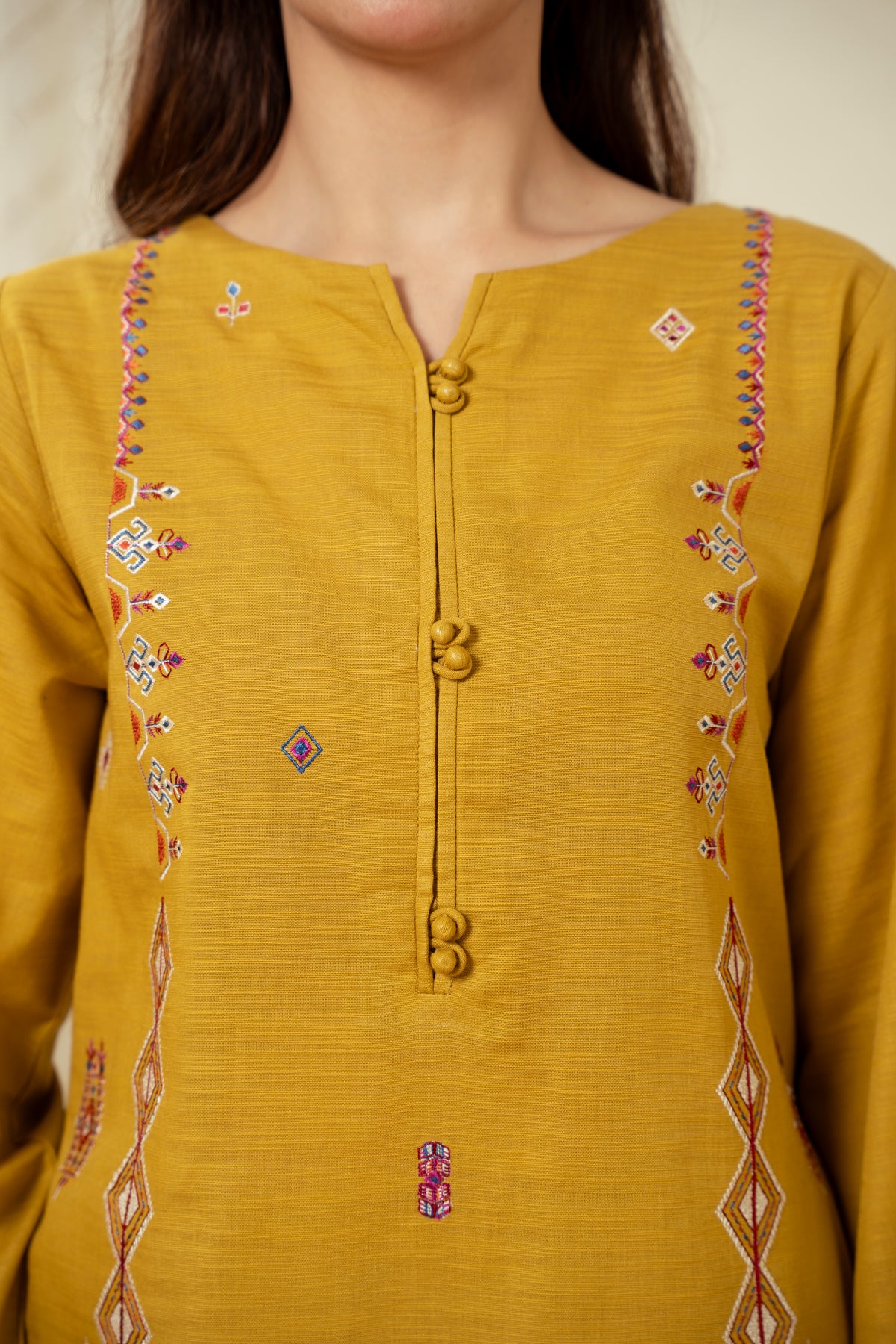 EMBROIDERED KHADDAR STITCHED 2 PIECE SUIT